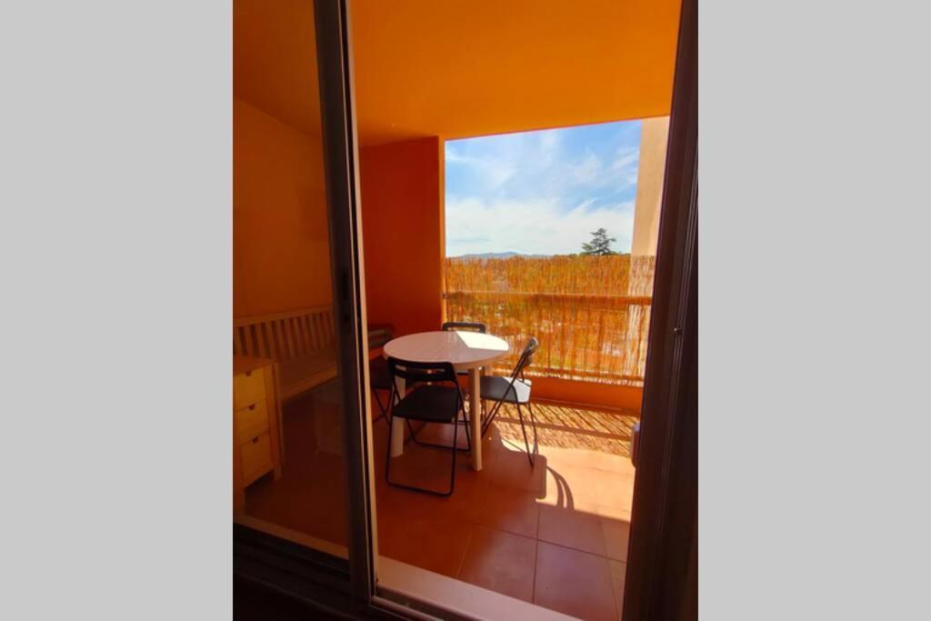 Appartement T2 Bord Et Vue Mer Ла Сиота Екстериор снимка